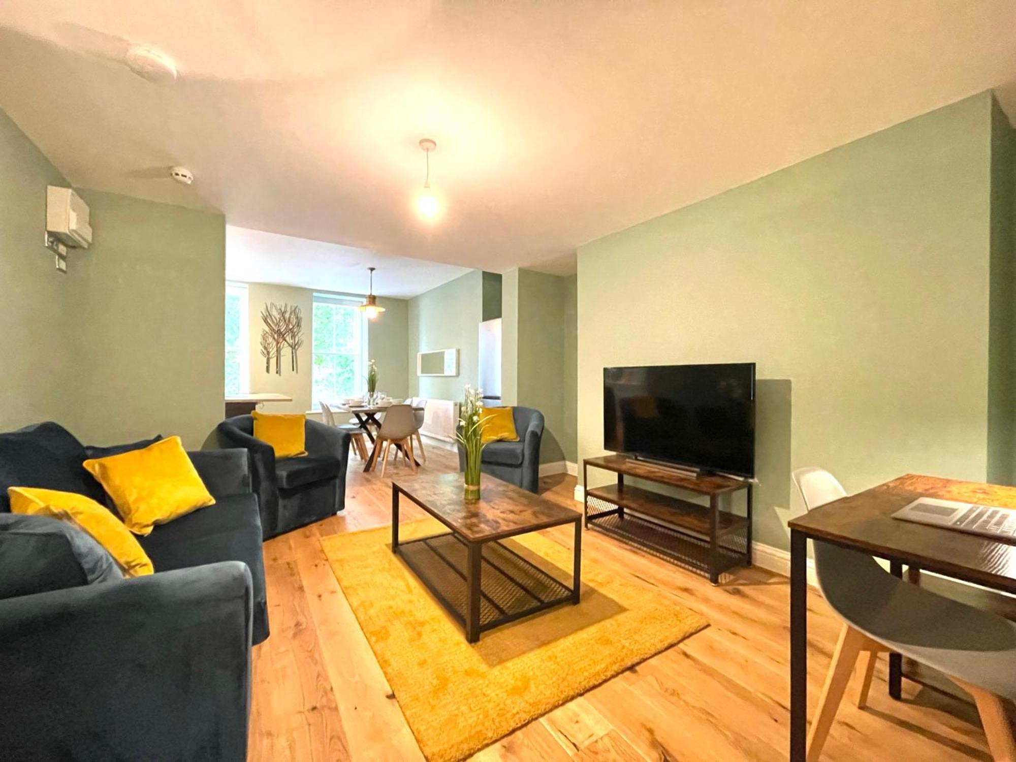 2 Bedroom Stopoverz Appartement