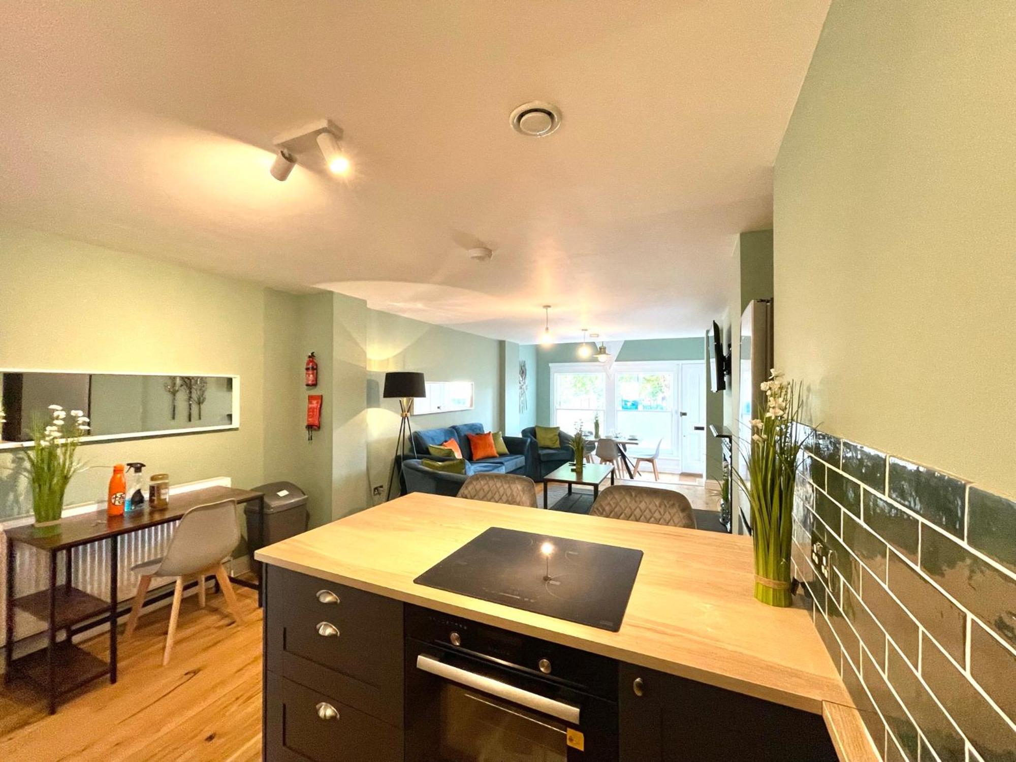 Appartement 2 Bedroom Stopoverz