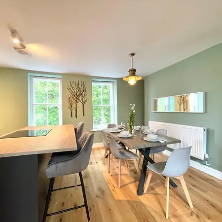 2 Bedroom Apartments Stopoverz Bristol Buitenkant foto