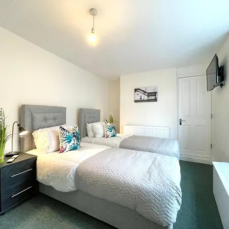 2 Bedroom Apartments Stopoverz Bristol Buitenkant foto